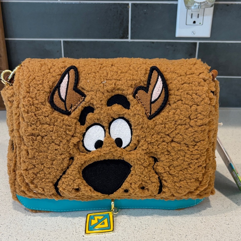 Scooby Doo Sherpa Loungefly Crossbody Bag NWT